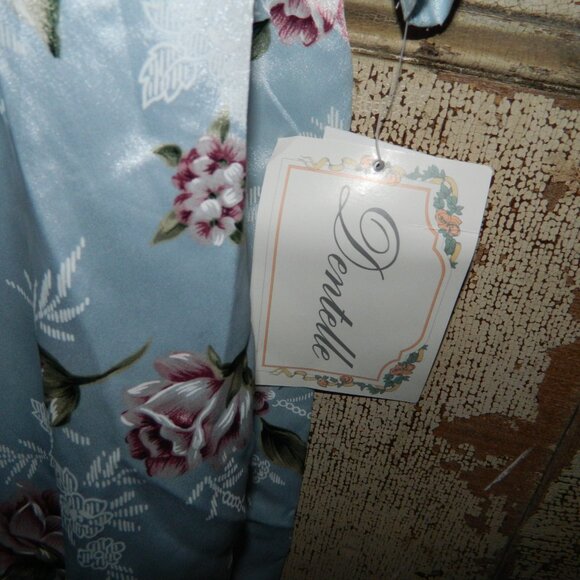 Vtg Dentelle 2 pc Nightgown Set from JCPenney's Sz M (O-19) - Picture 2 of 6